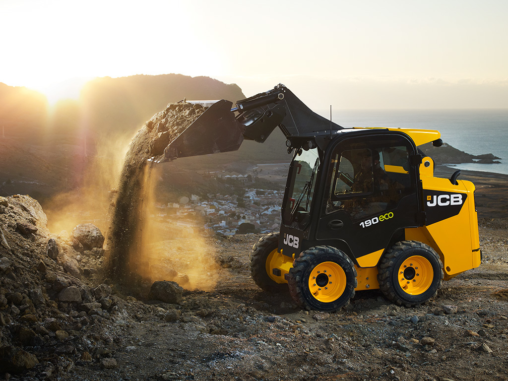 JCB 155滑移裝載機上市在即，歡迎咨詢